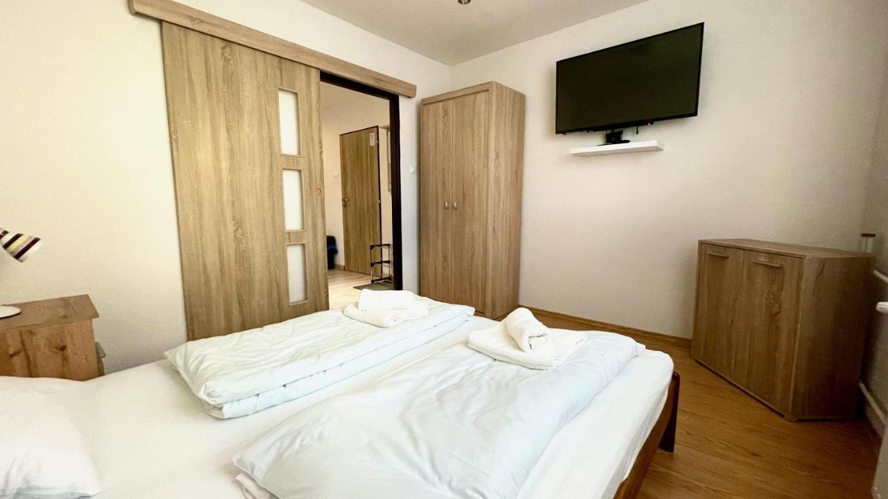 Ubytovanie Athena Poprad Luaran gambar