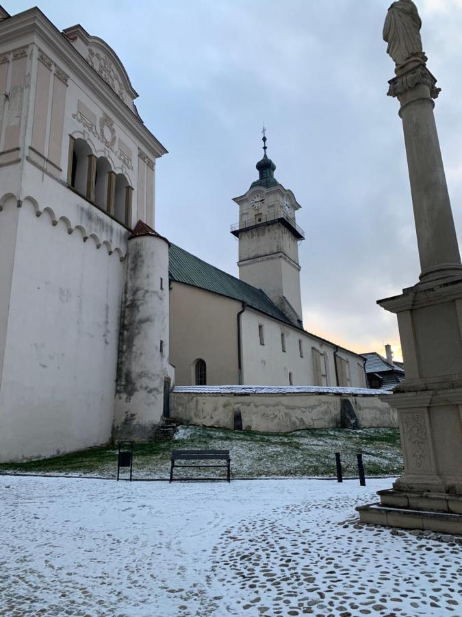 Ubytovanie Athena Aparthotel Poprad Luaran gambar